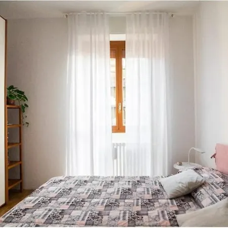 Δωμάτια σε οικογενειακή κατοικία Stanza Doppia Con Bagno Privato Vicino Al Centro Μιλάνο